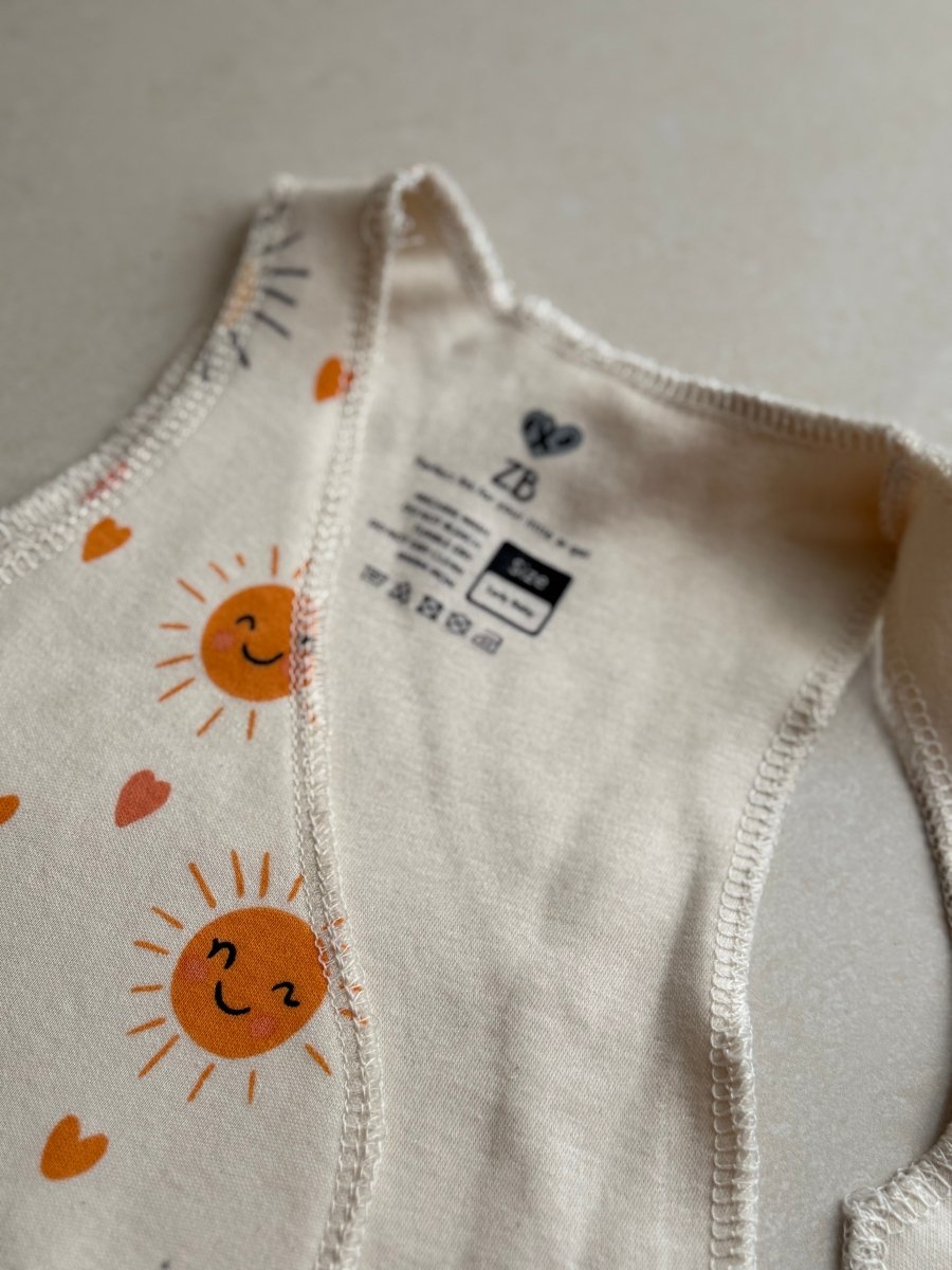 Preemie Sleeveless Shirt – Happy Sun Pattern - Zahra Batool 