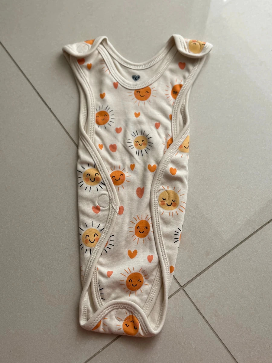 Preemie Romper – Happy Sun Pattern - Zahra Batool 