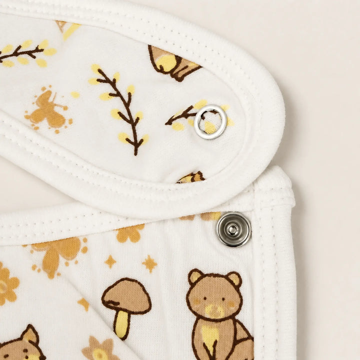 Little Pals | ZB woodland-print baby bib, snap fastening detail