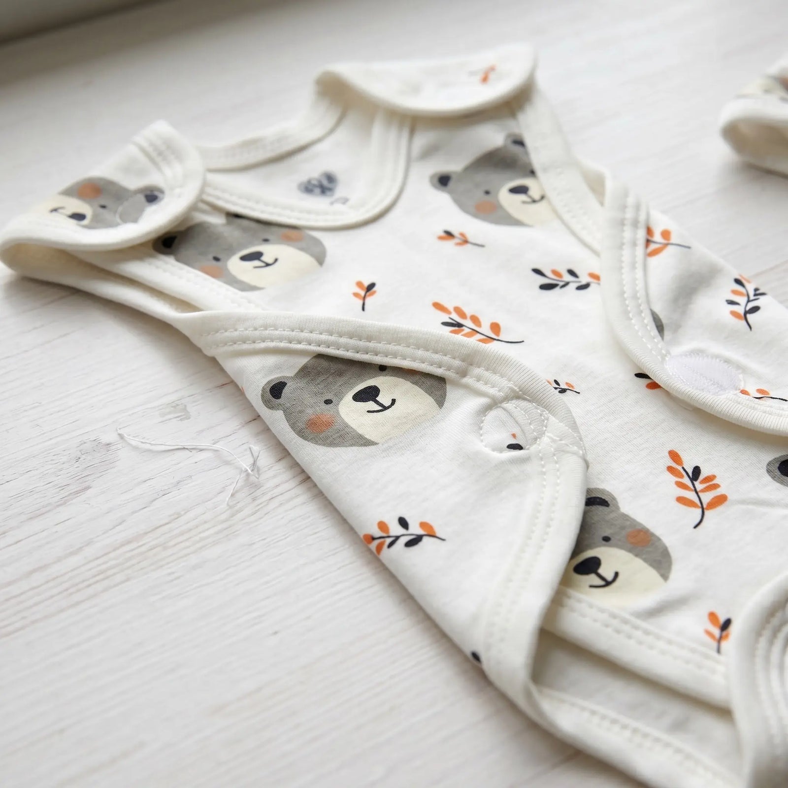 White Teddy Bear Print – Preemie / NICU Romper – View 2