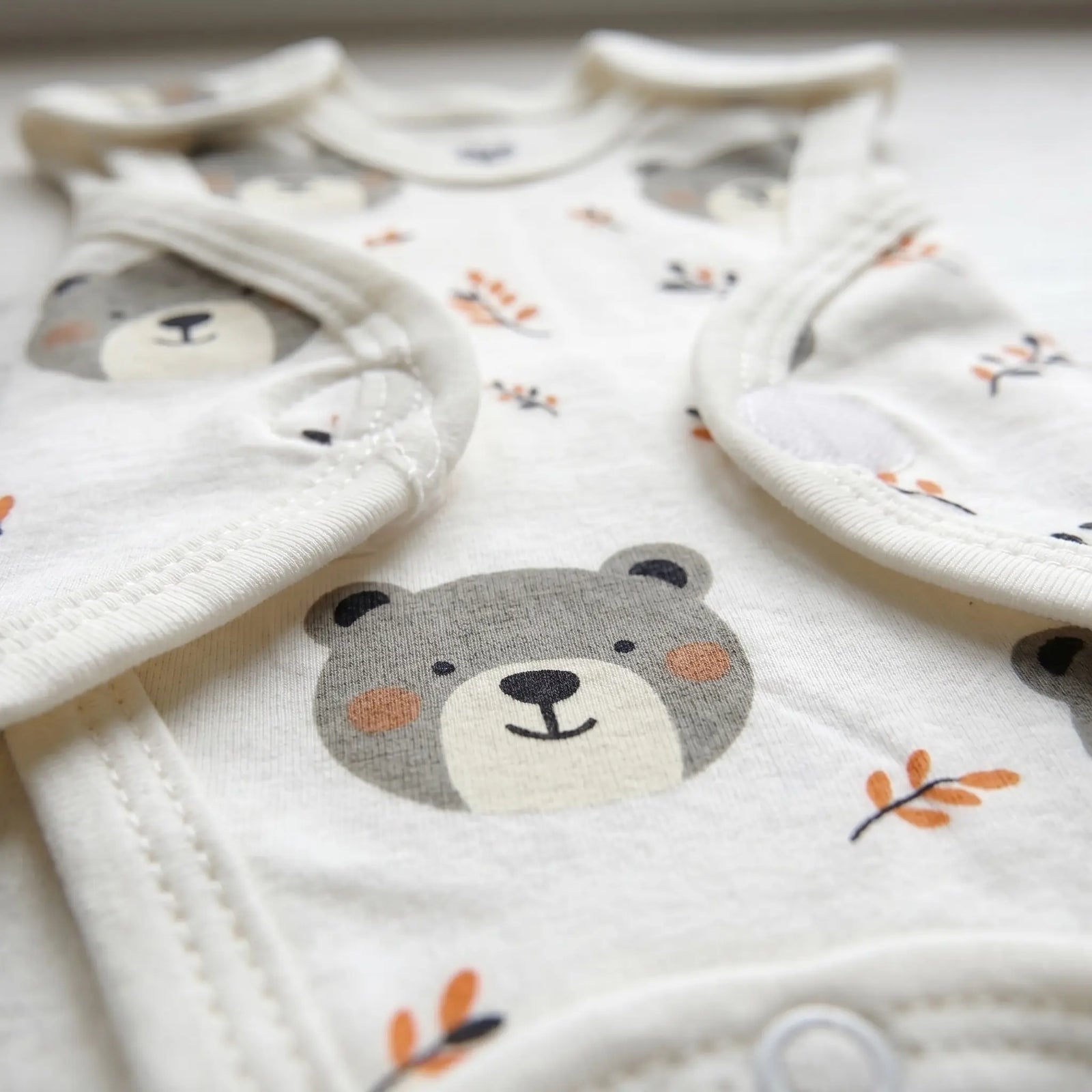 White Teddy Bear Print – Preemie / NICU Romper – View 3