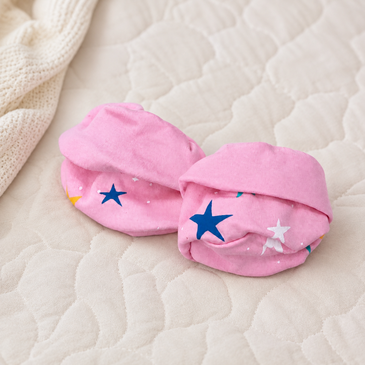Pink Star Print – Preemie / NICU Socks – Updated Accessories View 4