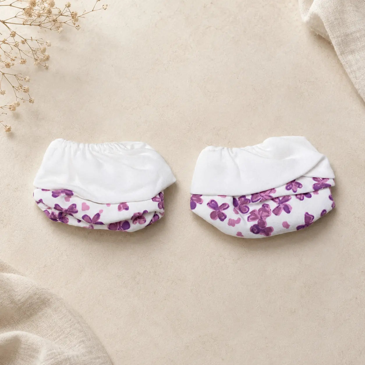 White Cute Flower Print – Preemie / NICU Socks – View 2